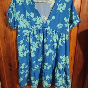 SHEIN blue floral midi dress V-neck and ruffle hem. Size: XL #floral #casual